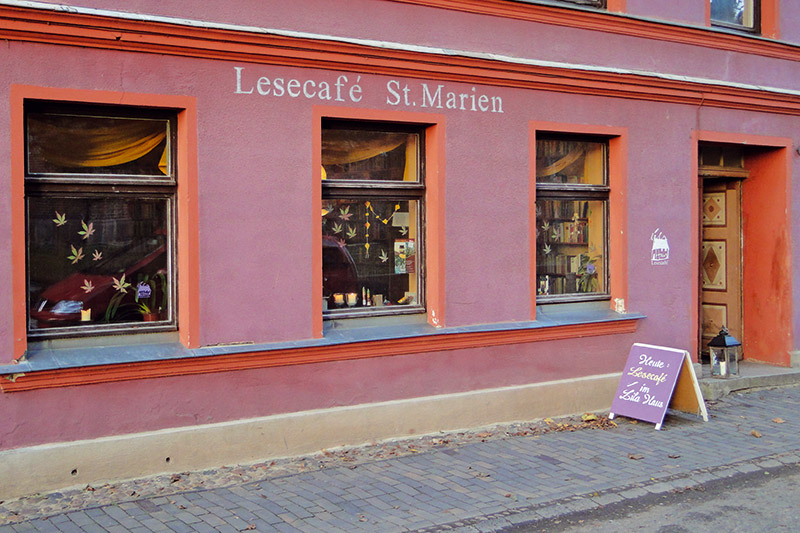 Lesecafe im Lila Haus Papenstr. 6 in Barth