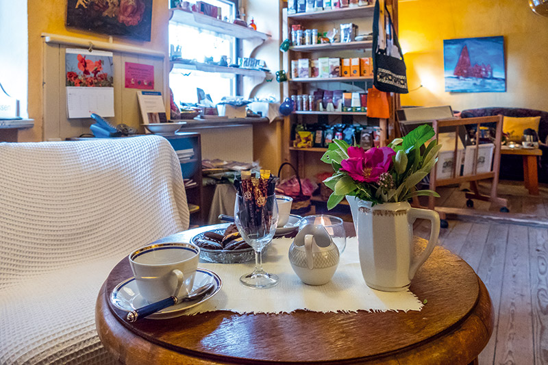 Lesecafe im Lila Haus